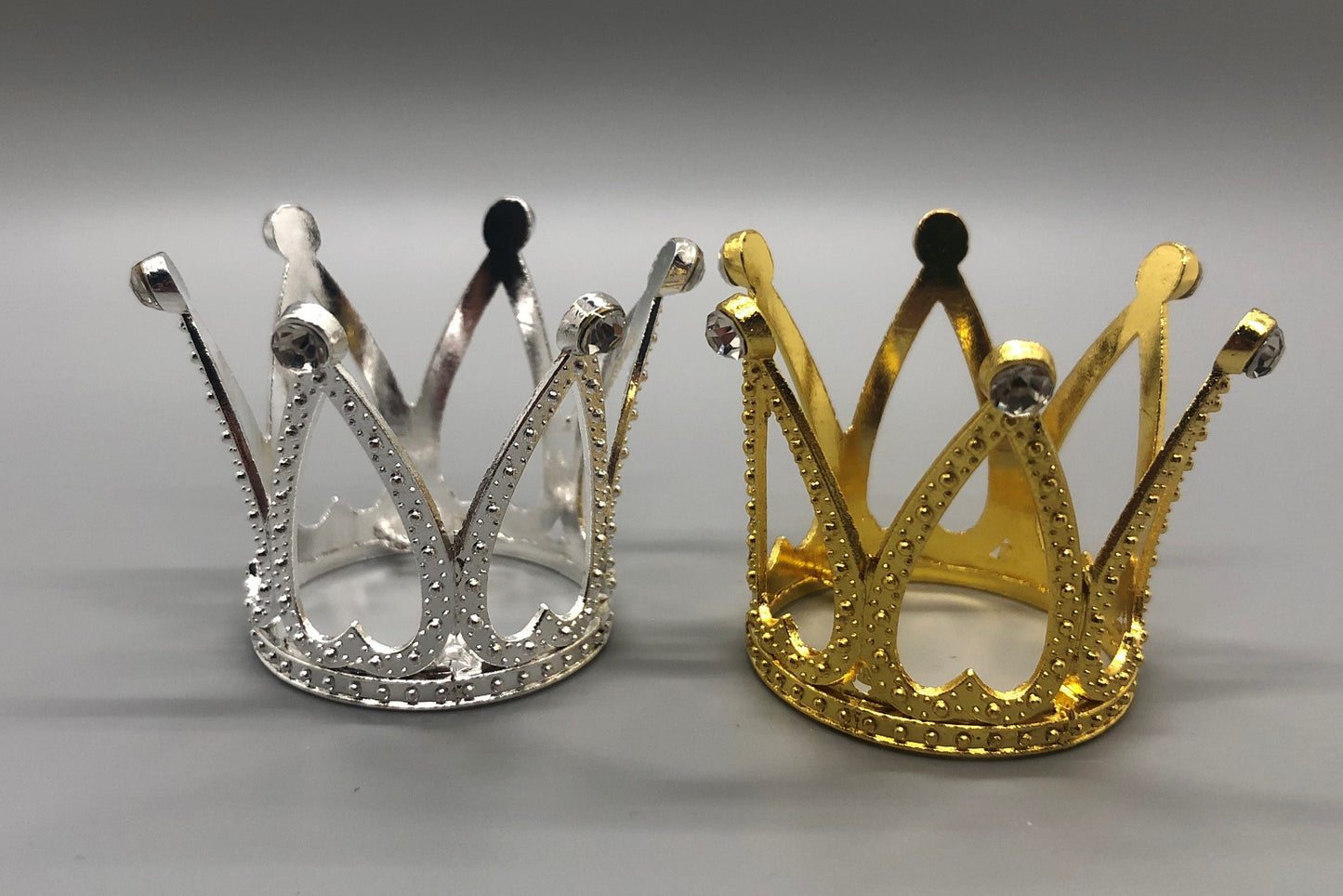 Crown Sphere Holder