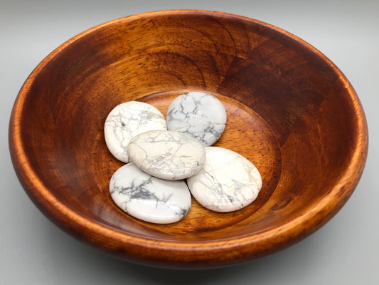Howlite Palm Stone